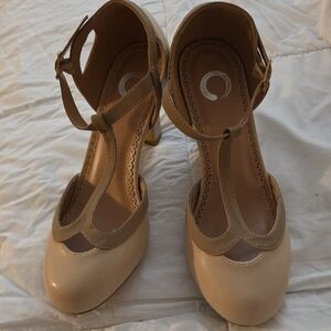 Journee Collection Olina Pumps Elegant Tan Women's T-Strap Heels 7.5